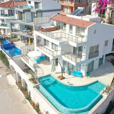 Exclusive 5 Beds Joy Villa