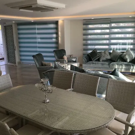 Exclusive 5 Beds Joy Villa *
